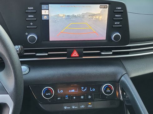 Certified 2025 Hyundai Elantra Blue image 12