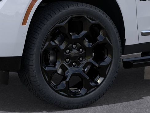 New 2026 GMC Yukon Denali w/ Denali Reserve Package AWD/4WD image 9
