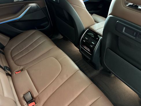 Used 2022 BMW X5 xDrive45e w/ M Sport Package AWD/4WD image 34