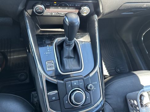 Used 2018 MAZDA CX-9 Touring w/ Touring Premium Package AWD/4WD image 15