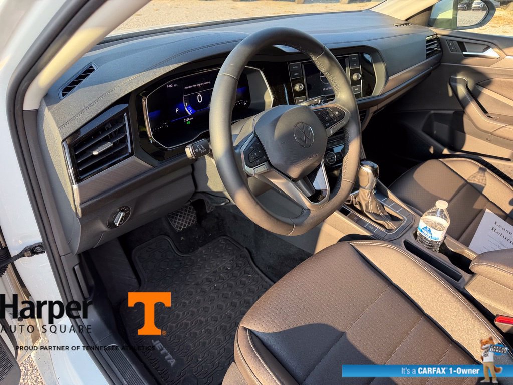 Used 2024 Volkswagen Jetta SE w/ Panoramic Sunroof Package FWD image 14
