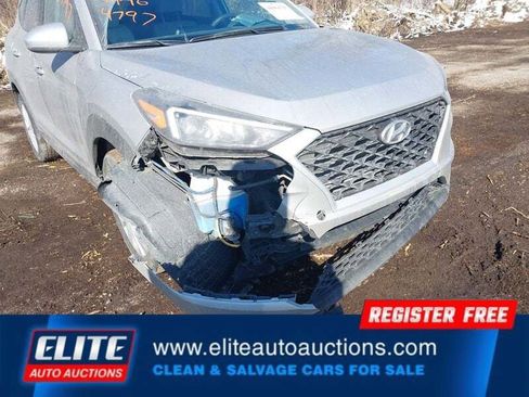 Used 2020 Hyundai Tucson SE w/ Cargo Package image 31