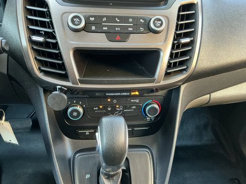 Used 2023 Ford Transit Connect XL FWD image 23