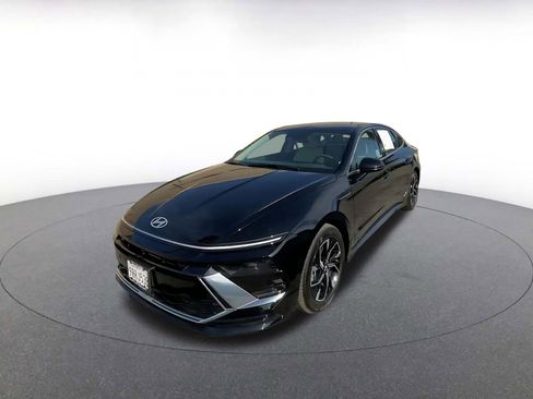 Used 2025 Hyundai Sonata SEL image 8