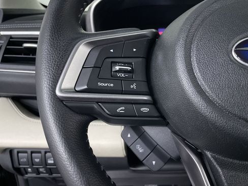 Used 2021 Subaru Ascent Limited w/ Technology Package image 31