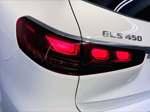 New 2026 Mercedes-Benz GLS 450 4MATIC image 5