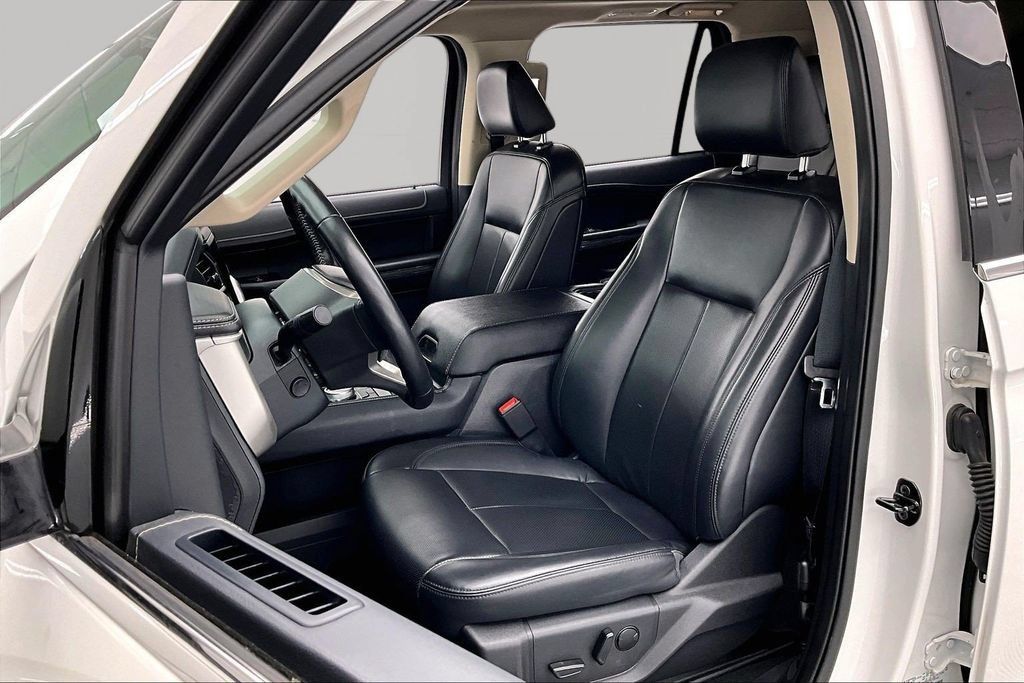 Certified 2024 Ford Expedition XLT AWD/4WD image 25