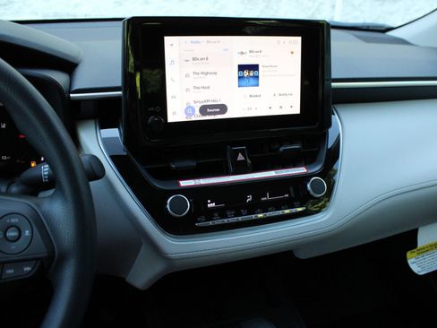 New 2026 Toyota Corolla Cross L AWD/4WD image 31