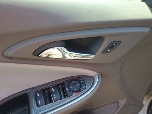 Used 2022 Chevrolet Malibu LS FWD image 14