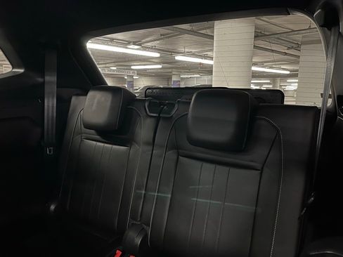 Used 2023 Volkswagen Tiguan SE R-Line image 38