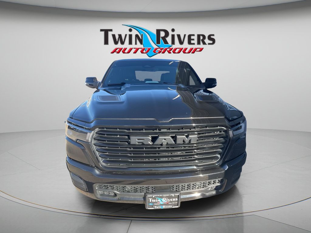 Used 2025 RAM 1500 Laramie w/ Night Edition AWD/4WD image 7