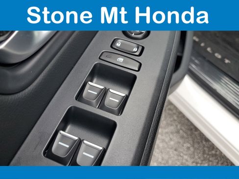 New 2025 Honda Pilot Touring image 23