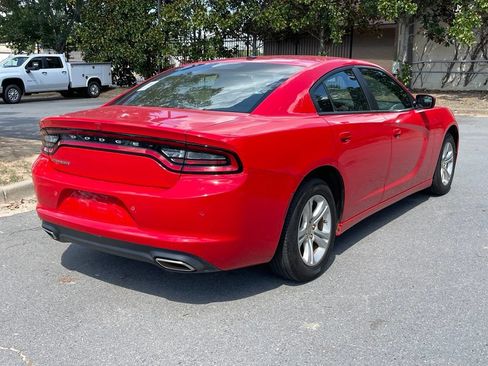 Used 2022 Dodge Charger SXT RWD image 7