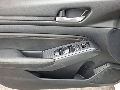 Used 2020 Nissan Altima 2.5 SR image 12