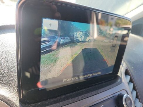 Used 2020 Ford Transit Connect XL image 24