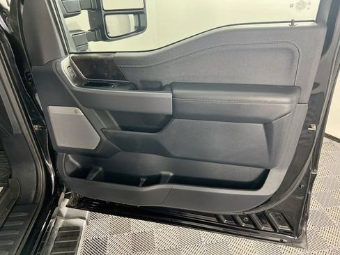 Used 2022 Ford F150 Lariat w/ Equipment Group 502A High AWD/4WD image 31