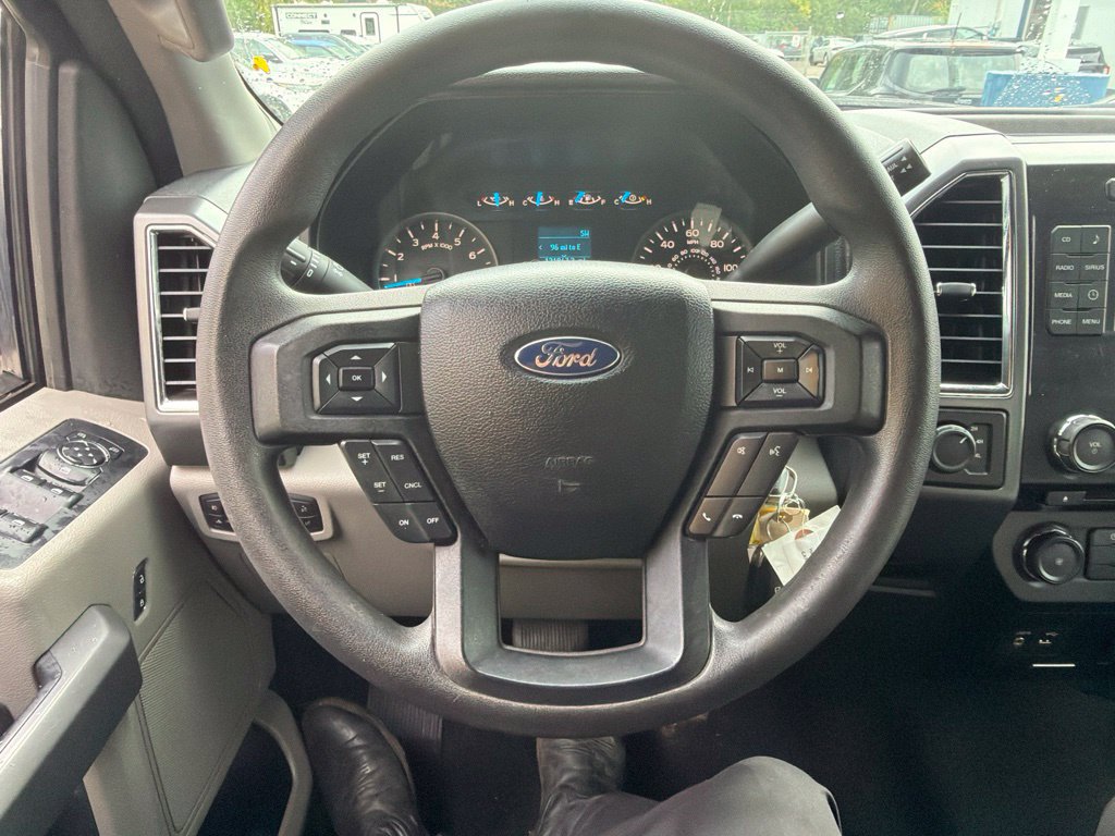 Used 2015 Ford F150 XLT AWD/4WD image 17