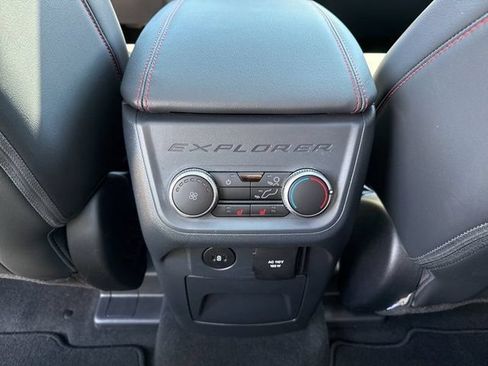 Used 2025 Ford Explorer ST AWD/4WD image 31