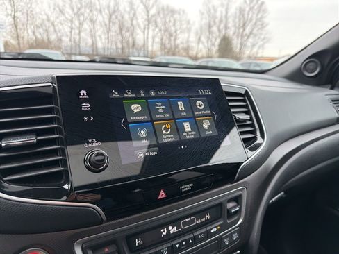 Certified 2024 Honda Passport TrailSport image 33