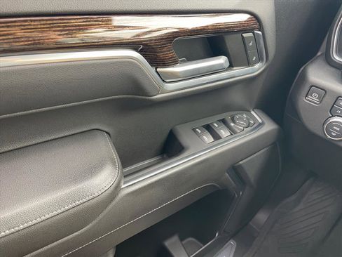 Used 2022 GMC Sierra 1500 Elevation image 19