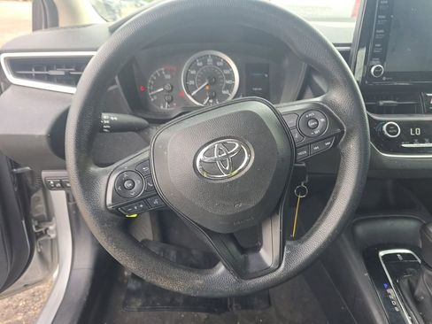 Used 2022 Toyota Corolla LE FWD image 7