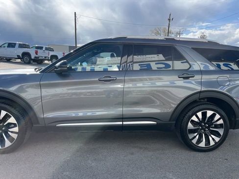 Used 2025 Ford Explorer Platinum w/ LUX Leather Package AWD/4WD image 6
