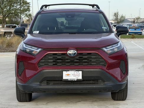 Used 2023 Toyota RAV4 LE image 6