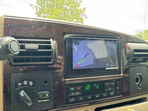 Used 2005 Ford F350 King Ranch AWD/4WD image 17