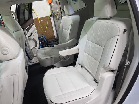 New 2026 Buick Enclave Avenir w/ Super Cruise Package AWD/4WD image 16