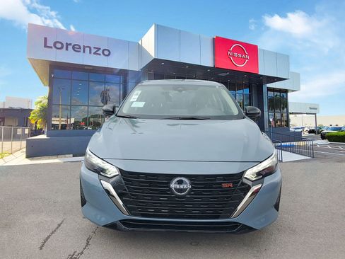 New 2025 Nissan Sentra SR image 2