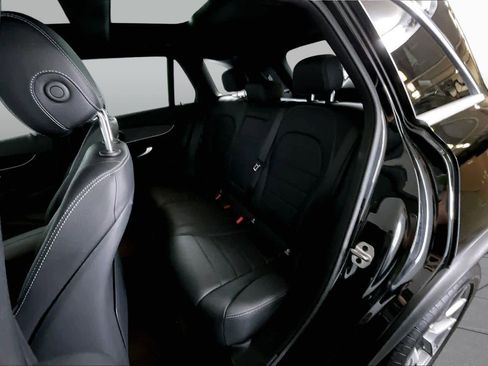 Used 2022 Mercedes-Benz GLC 300 4MATIC image 21