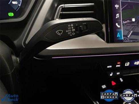 Used 2024 Audi Q4 e-tron Premium Plus image 39