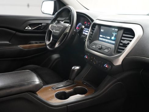 Used 2017 GMC Acadia SLE FWD image 15