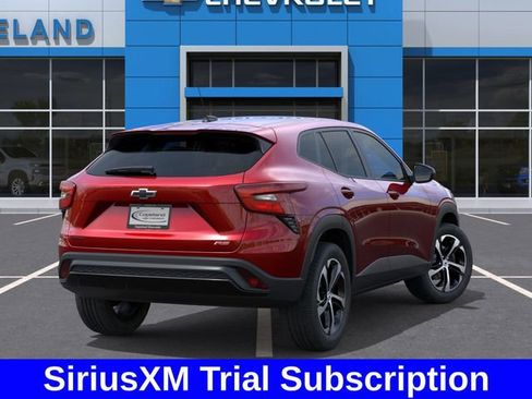 New 2026 Chevrolet Trax RS w/ Sunroof Package image 5