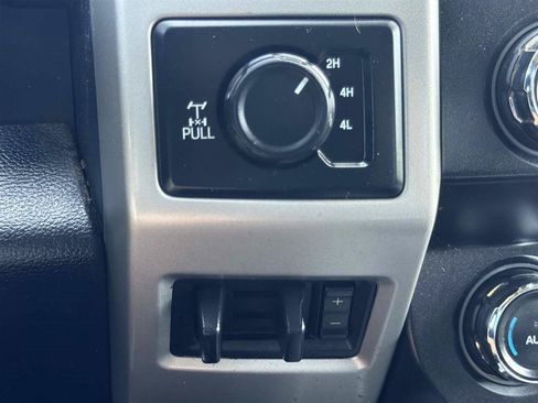 Used 2020 Ford F250 Lariat w/ Tremor Off-Road Package AWD/4WD image 23
