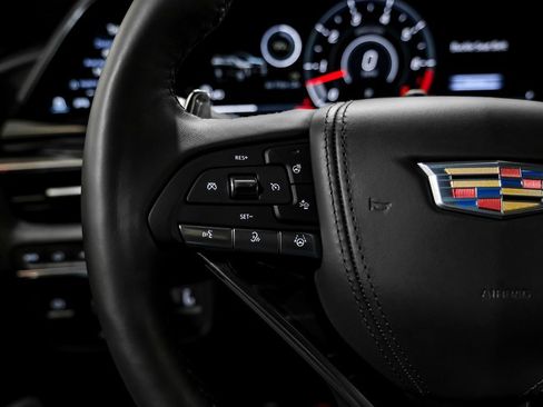 Used 2023 Cadillac Escalade ESV V image 14