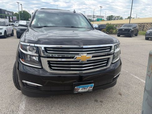 Used 2019 Chevrolet Tahoe Premier w/ Premier Plus Edition AWD/4WD image 2