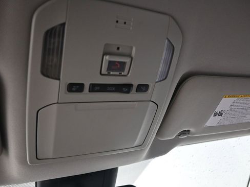 Certified 2023 Toyota Highlander LE image 39