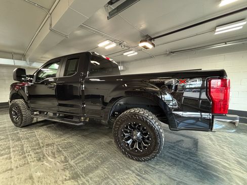 Used 2021 Ford F250 XL w/ STX Appearance Package image 9