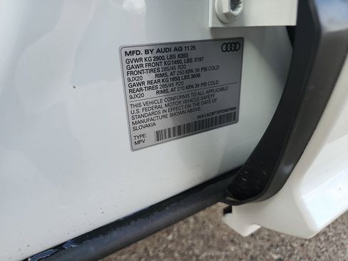 New 2026 Audi Q7 2.0T Premium image 39