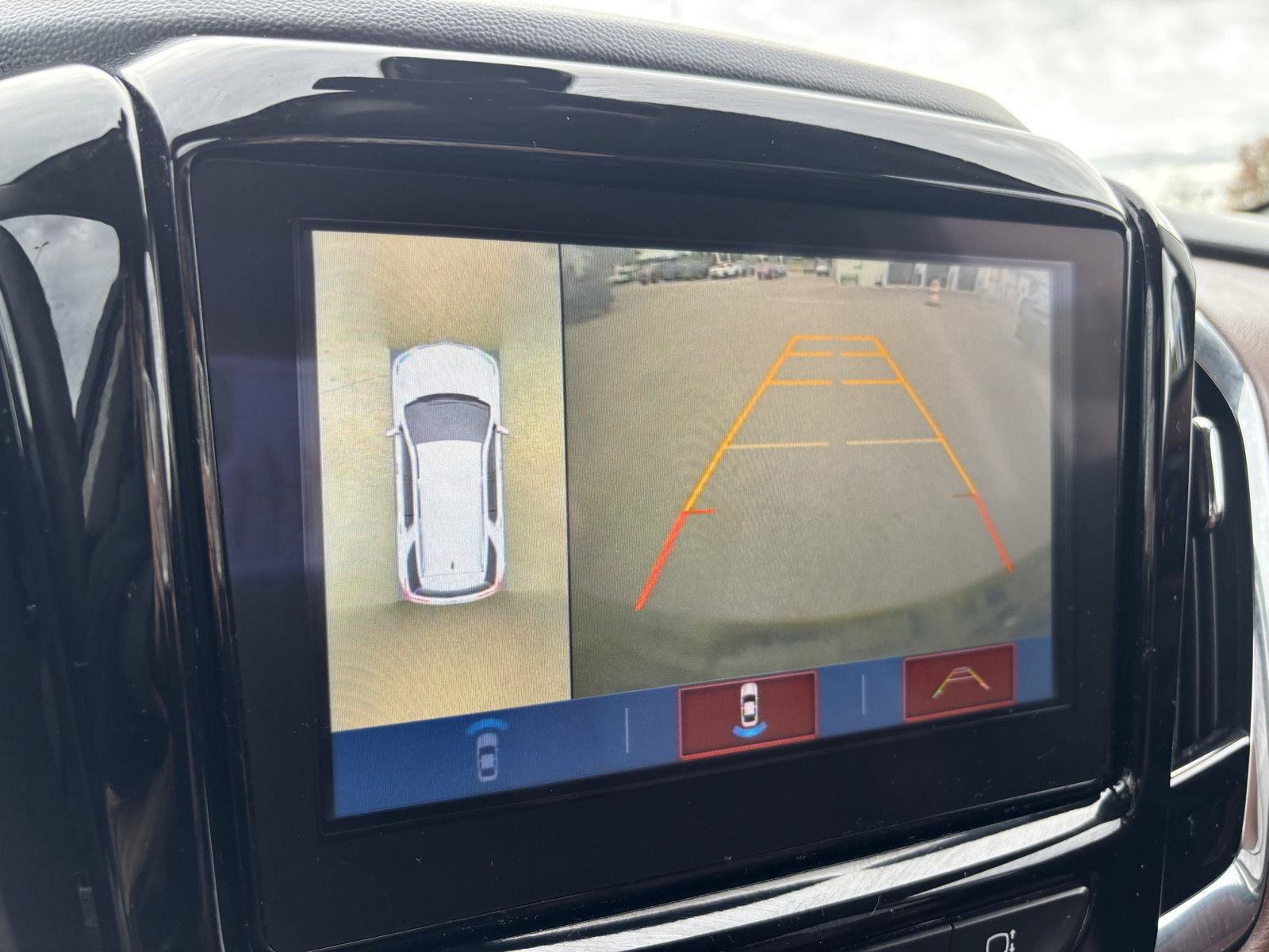 Used 2018 Chevrolet Traverse High Country AWD/4WD image 26
