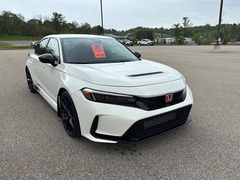 Used 2025 Honda Civic Type R image 6
