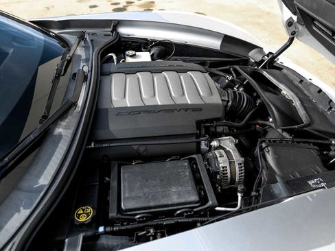 Used 2018 Chevrolet Corvette Stingray Coupe w/ 3LT Preferred Equipment Group image 49