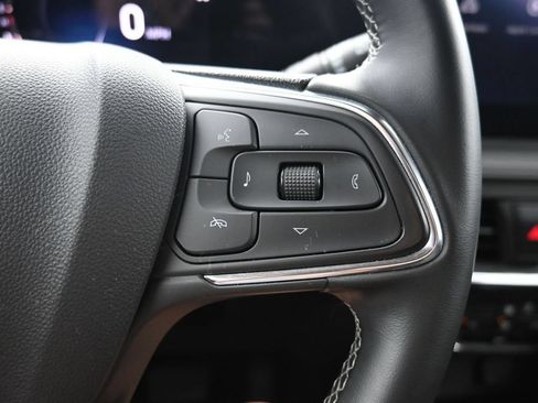 Used 2025 Buick Encore GX Preferred FWD image 13