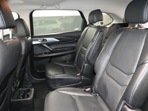 Used 2023 MAZDA CX-9 Touring image 14