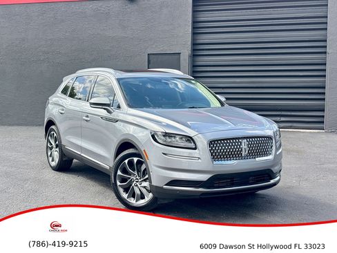 Used 2023 Lincoln Nautilus Reserve w/ Equipment Group 201A FWD image 1