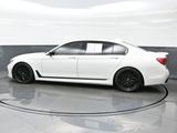 Used 2016 BMW 750i xDrive image 3