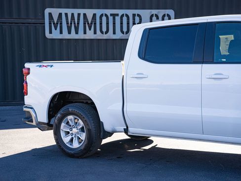 Used 2023 Chevrolet Silverado 1500 LT w/ Work Truck Package AWD/4WD image 5