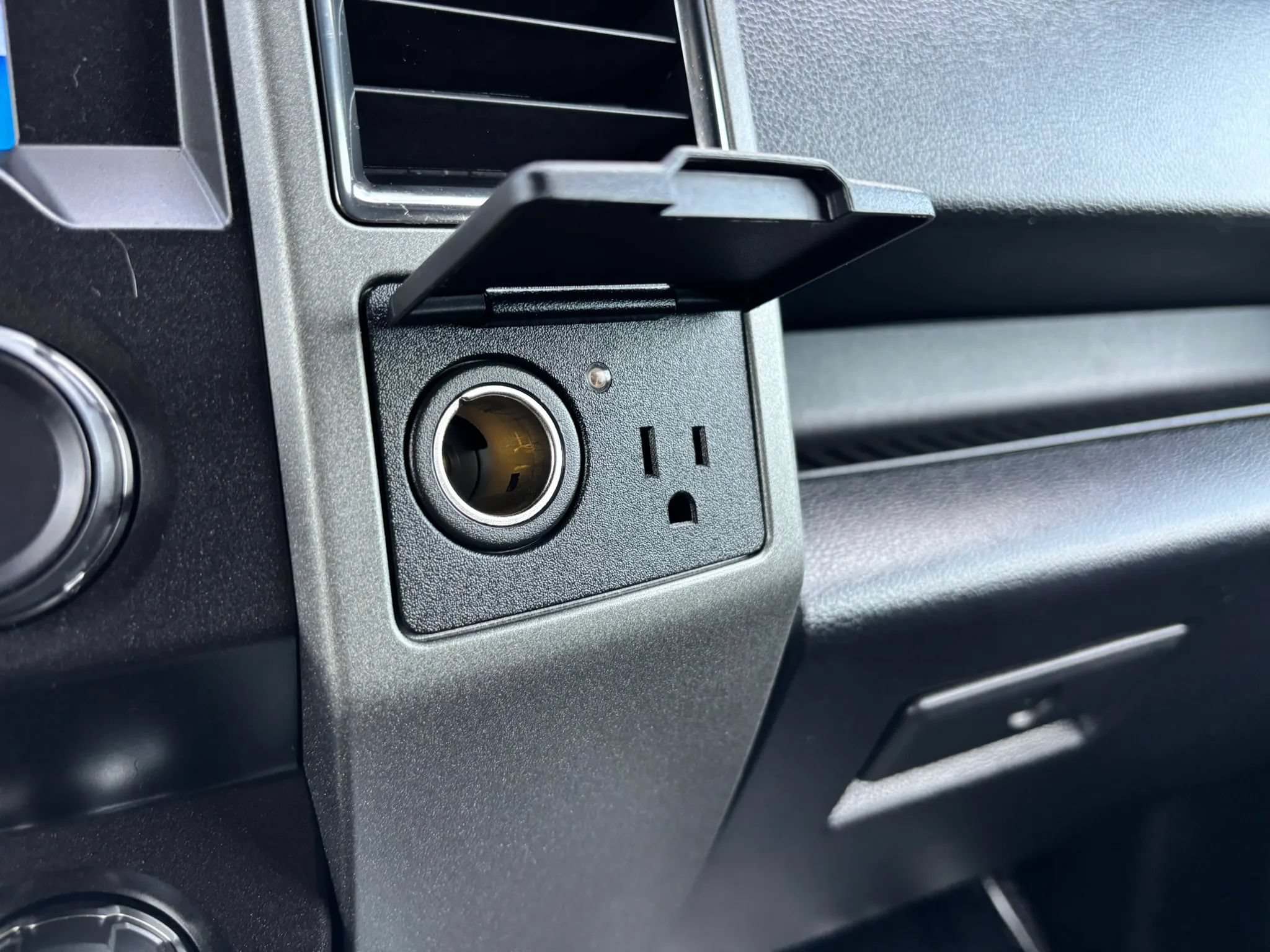 Used 2019 Ford F150 Raptor AWD/4WD image 38