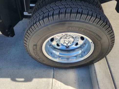 Used 2022 RAM 3500 Laramie AWD/4WD image 40